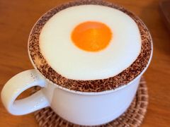 荷包蛋肉桂拿铁-铁手咖啡制造局Metal Hands(永嘉路店)