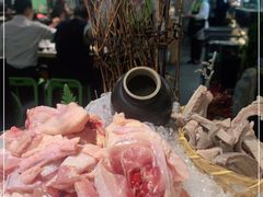 -洪氏嗨捞·猪肚鸡火锅(阳光天地店)