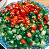 谁吃谁知道的重庆江湖菜之——尖椒鸡
