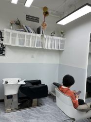 -MT美发沙龙工作室