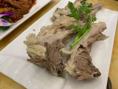 -达吾手抓美食城总部(义乌店)