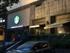 -Carbon莫卡哆·意大利复古集市餐厅(杭州大厦店)