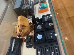 -妃鱼奢侈品回收寄卖(太古汇店)