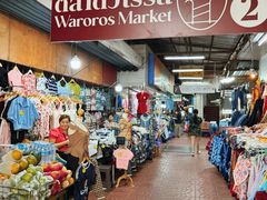 -瓦洛洛传统市场