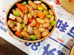 -万和春排骨砂锅米饭(新业广场店)