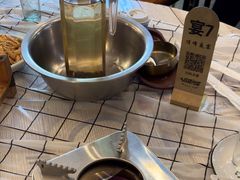 -顶峰夜宴·龙虾烧烤大排档(九江学院店)