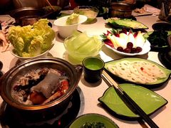 -一叶一世界·素食餐厅(锦华万达店)