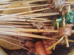 -拈签一笑黄牛肉辣卤串串