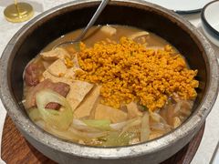 -品海楼·大连海胆锅贴馆(东港店)