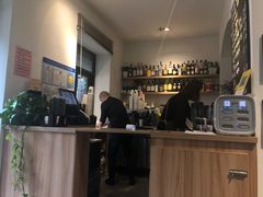 -WOW coffee