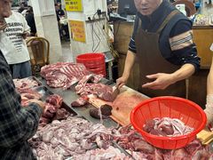 -标记美食新鲜猪杂(兴南大道店)