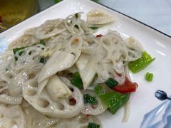 -魏四小鱼锅贴王
