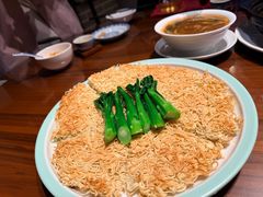 排骨煎面-山水茶艺馆·点心粤菜·30年老字号