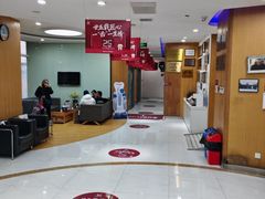 -雅悦齿科(顾村公园店)