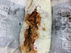 培根蛋肉酥饭团-肯德基(昌里店)