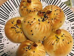 烤包子-阿西娅·西北妈妈拿手菜(华联店)