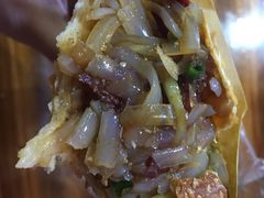 夹张飞牛肉凉粉-刘氏方酥锅盔(古城总店)