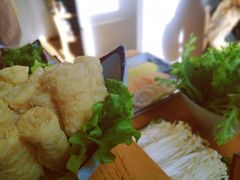 -毛辣果·贵州红酸汤牛肉火锅(西单店)
