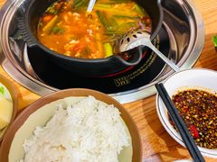 -黔三一夺夺粉酸汤火锅(百信店)