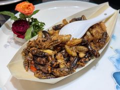 炸蜂蛹-阿谋美食·广西菜