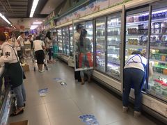 -华润万家(凯德广场店)