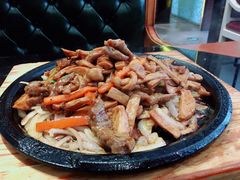 黑椒牛柳杏鲍菇-老牌坊•鲁菜名店•地道济南菜(大观园商埠店)