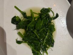 -渝信川菜 · 川味家常菜(财富购物中心店)