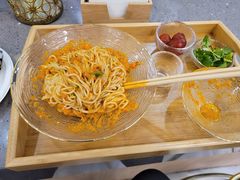 -HIHE Bistro·Oyster Bar(华熙live店)