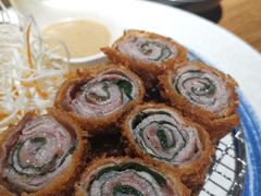 炸梅子紫苏猪肉卷-小禅料理