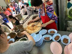 -Kha Mu Charoensang(Silom)