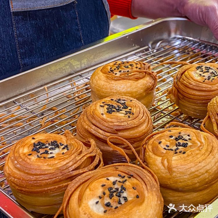 请给这个牛肉饼颁个奖吧‼️爆汁又好吃[流泪]