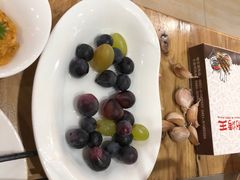 -洪忠涮烤王(嵩山路店)