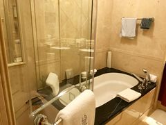 -广州富力丽思卡尔顿酒店