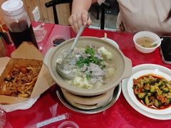 -冯烫烫跷脚牛肉·川菜小馆(武胜西街店)