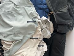 -lululemon(海信广场店)