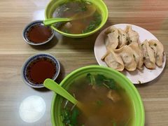 -胡记锅贴·沪上游子老鸭粉丝汤(太原路店)