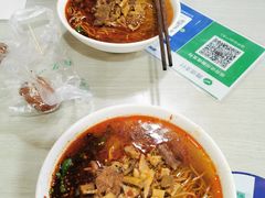 -崇州余荞面(落虹桥店)