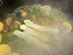 -九妹农家大铁锅东北菜(江湾店)