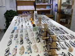 -美空眼镜·星趣控·新乐学·控优点合作店(周浦万达店)