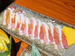 黑毛猪猪五花-山之屋炭火烧肉·生啤畅饮(大朗万科中央公园店)