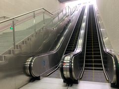 -自然博物馆(地铁站)