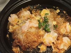 -阿瓦山寨·湘菜现炒·剁椒鱼头王(咸阳总店)