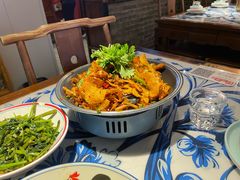 -川流不息·地道川菜·小龙虾(新松江路店)