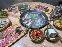 -头羊市井羊肉馆