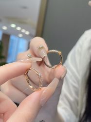 -Zbird钻石小鸟·钻戒婚戒定制高端珠宝私人定制中心