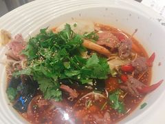 -成都你六姐·牛肉冒菜(城市集市合生汇店)