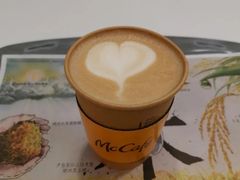 燕麦拿铁-麦当劳(中山公园龙之梦店)