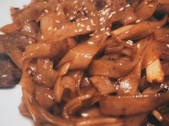 干炒牛河-衡山汇·高级粤菜(霄云路店)
