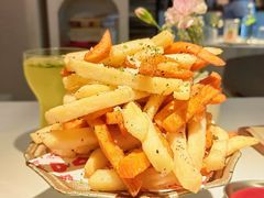 -春树下·树屋花房西餐厅(罍街AS1980店)