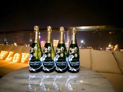 -顶层酒吧ROOF(上海艾迪逊酒店)